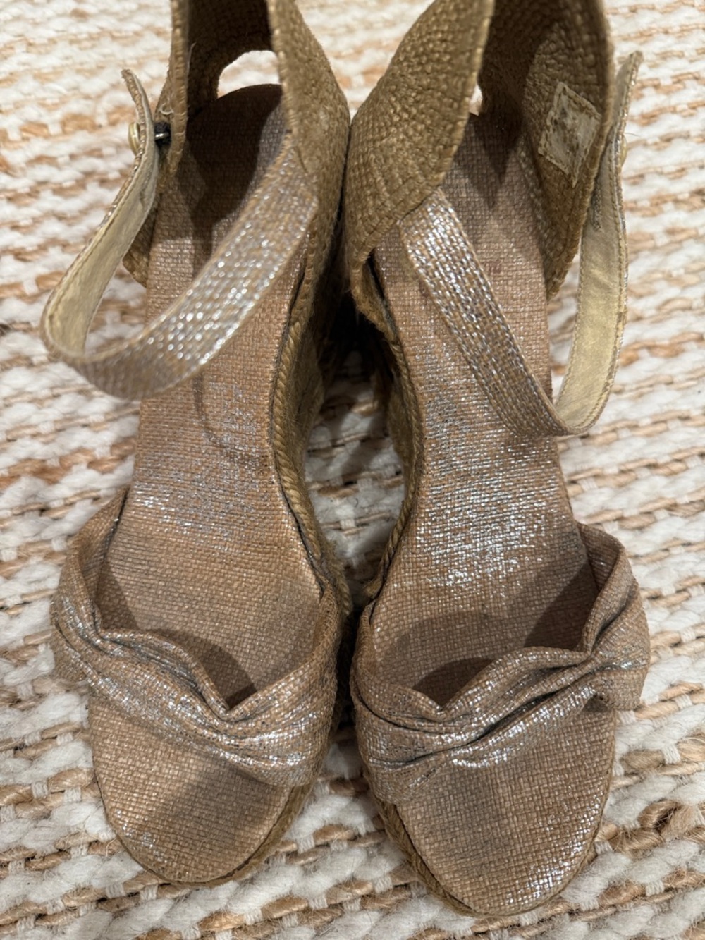 Castaner Women's Metallic Wedge Sandals - Gold